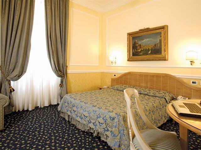 Giglio Dell'opera Hotell 3*